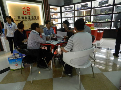 仲禮公司參加北流第四屆陶博會現場圖片。