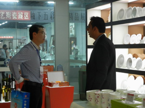仲禮公司參加北流第四屆陶博會現場圖片。