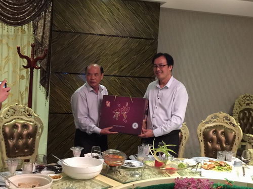2015年4月27日，馬來西亞投資發(fā)展局Nurullydia Ahmad ，莉迪亞一行到我公司考察指導(dǎo)。